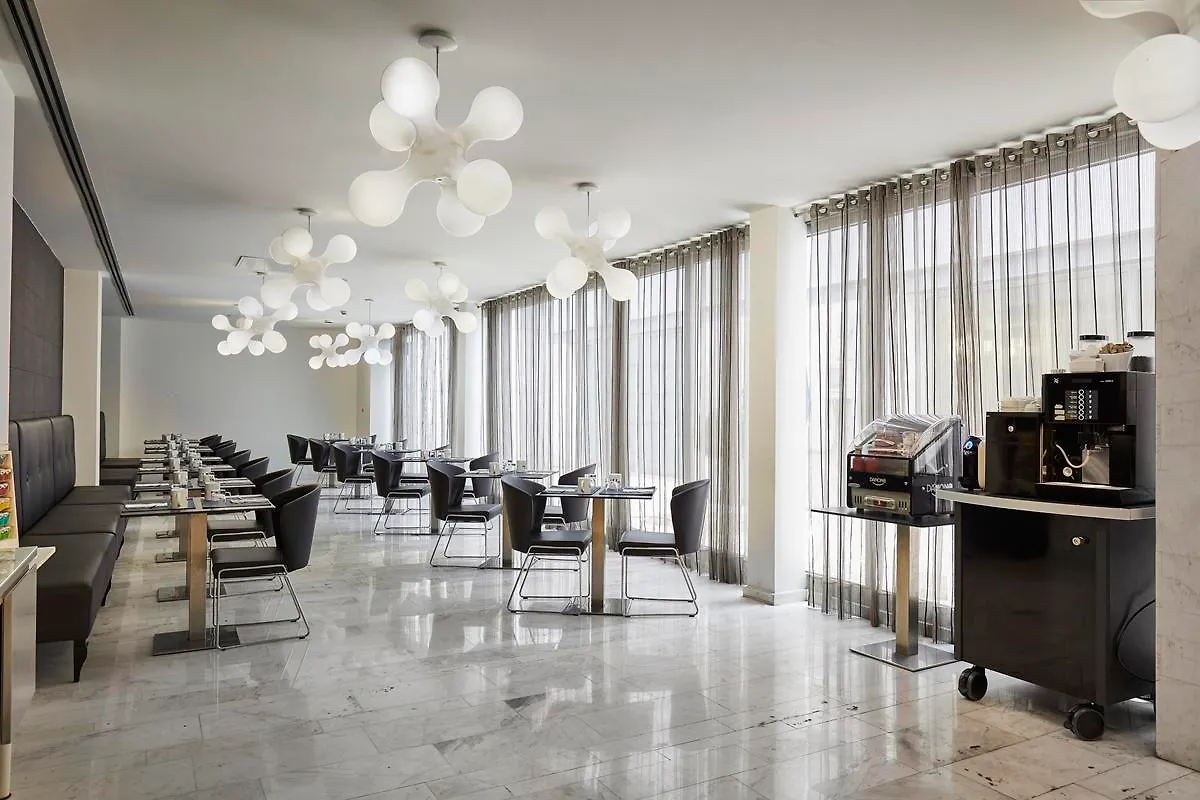 Ikonik Lex Hotel L'Hospitalet de Llobregat 4*,